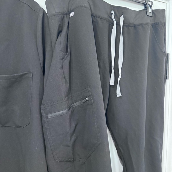 Figs Technical Collection Womens Scrub Set XXL Black - Picture 3 of 15